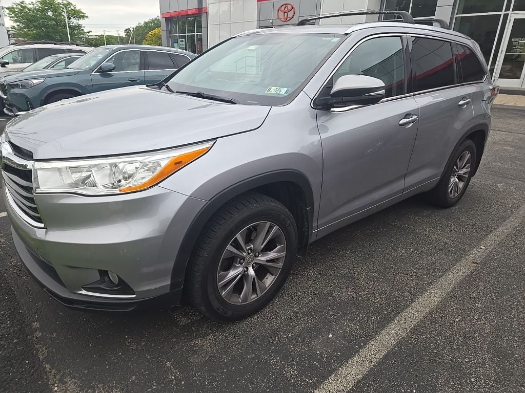 2014 Toyota HIGHLANDER XLE V6