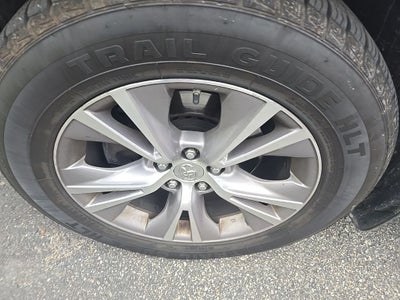 2014 Toyota HIGHLANDER XLE V6