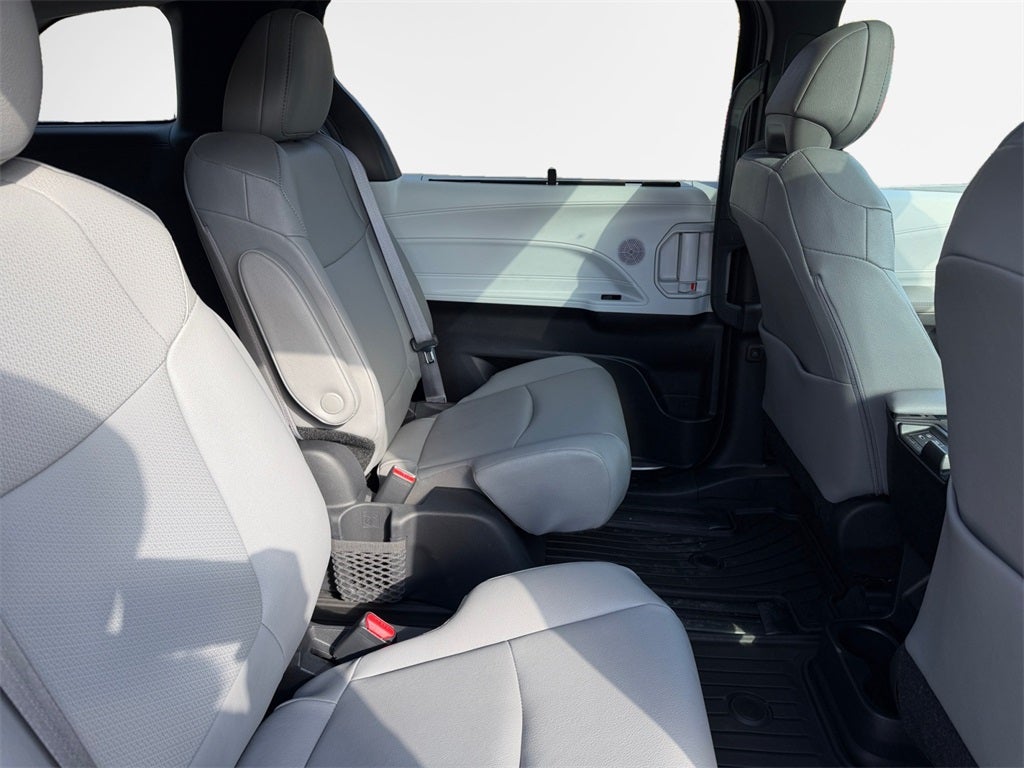 2025 Toyota SIENNA XLE AWD XLE 7 Passenger