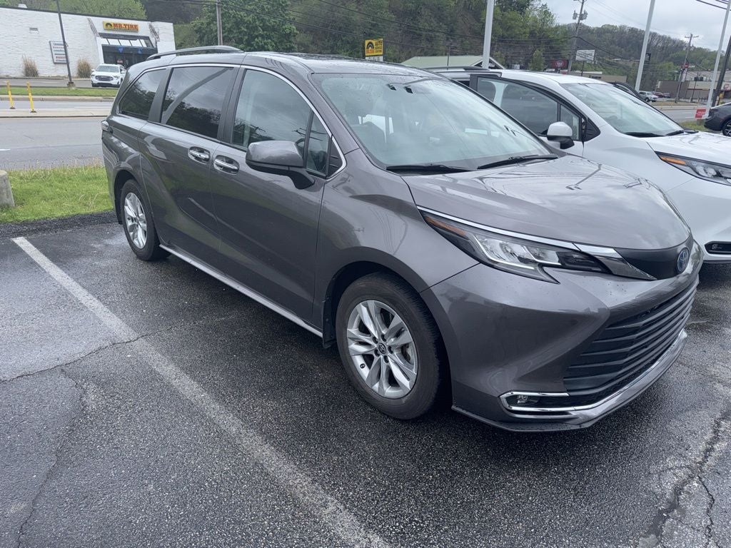 2023 Toyota SIENNA XLE AWD XLE 7 Passenger