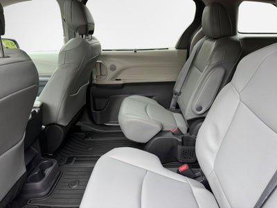 2023 Toyota SIENNA XLE AWD XLE 7 Passenger