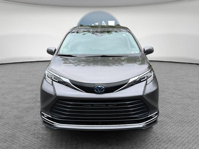 2023 Toyota SIENNA XLE AWD XLE 7 Passenger