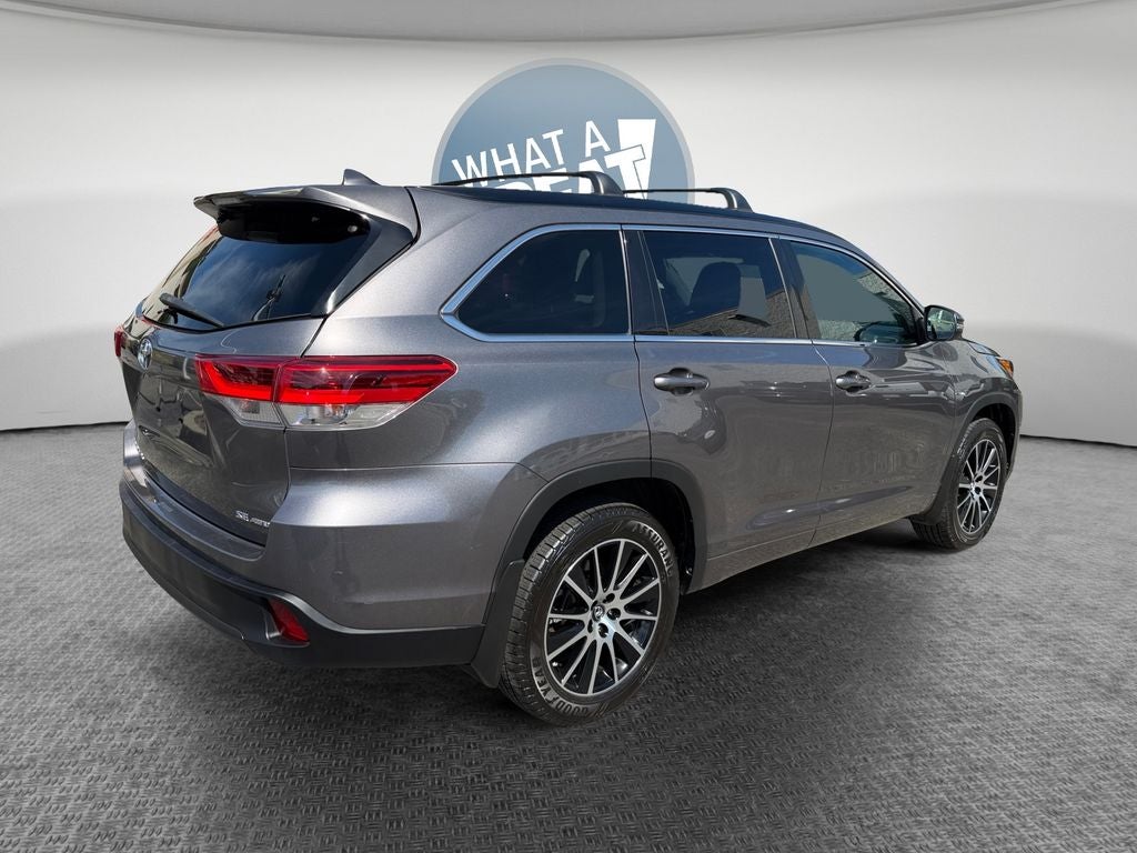 2018 Toyota Highlander SE