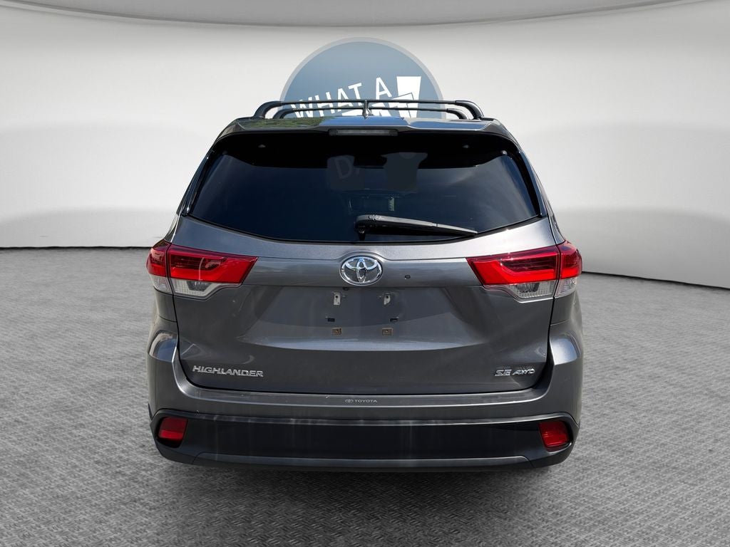 2018 Toyota Highlander SE