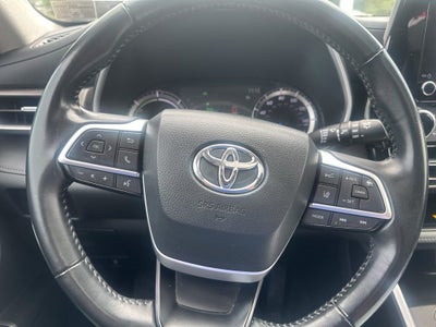 2023 Toyota Highlander Hybrid XLE
