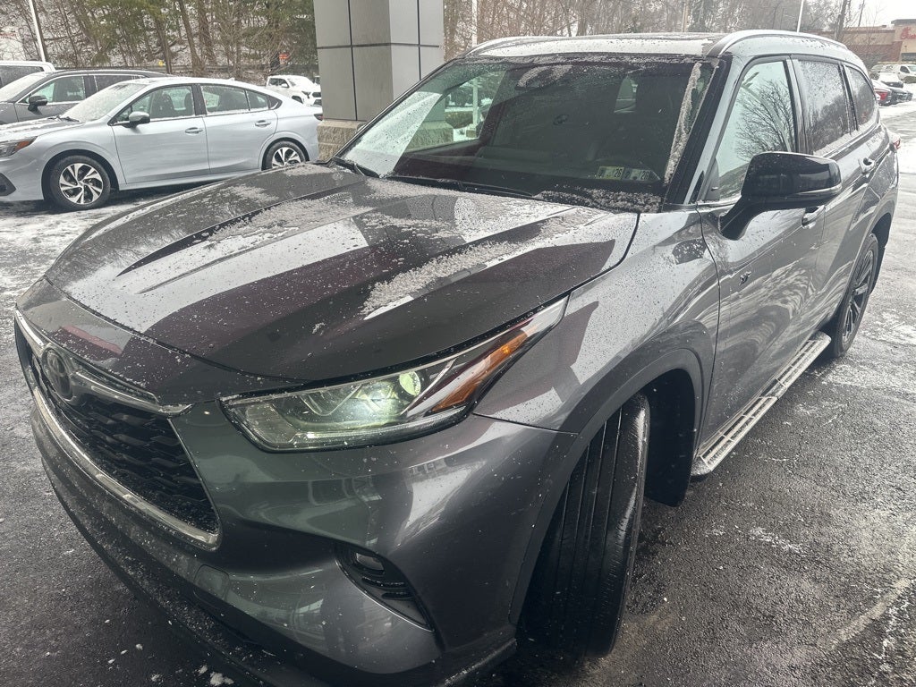 2023 Toyota HIGHLANDER Limited