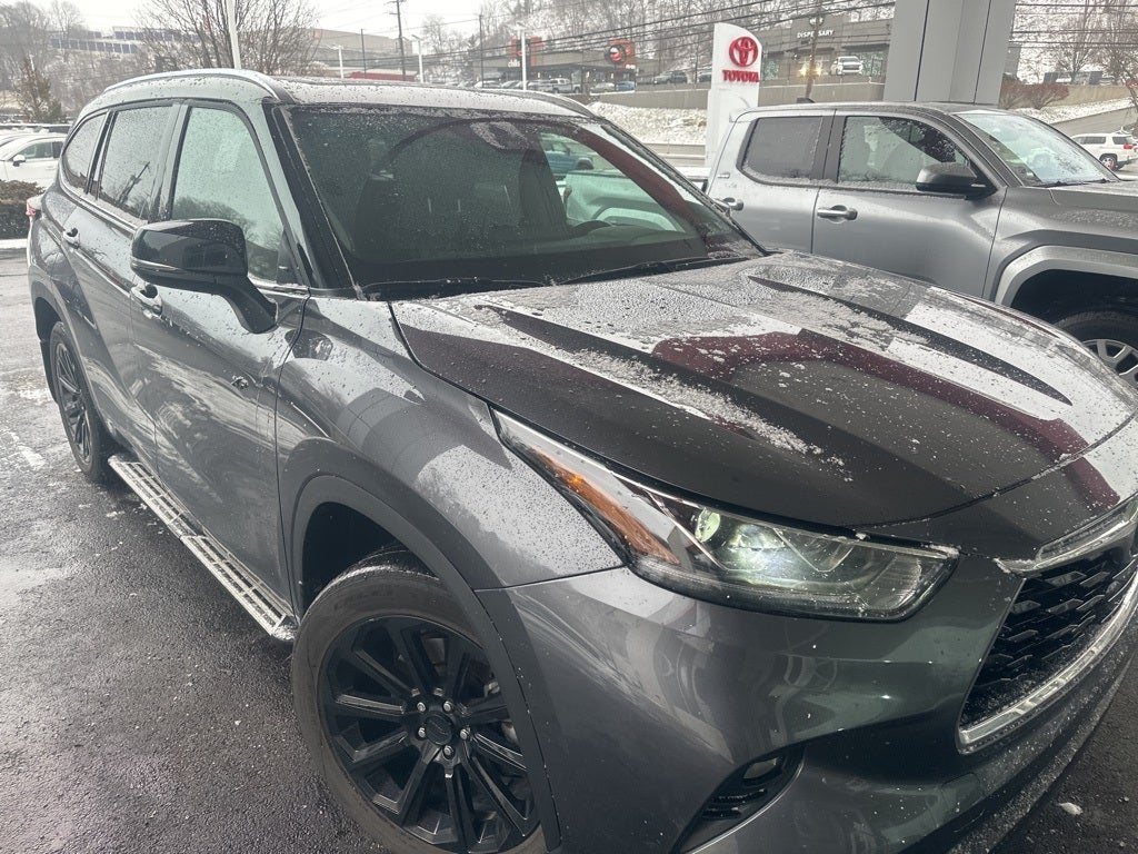 2023 Toyota HIGHLANDER Limited