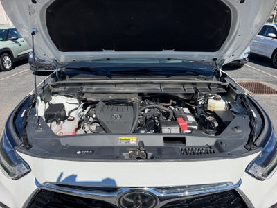 2023 Toyota Highlander Platinum