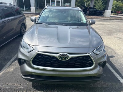 2025 Toyota Highlander XLE