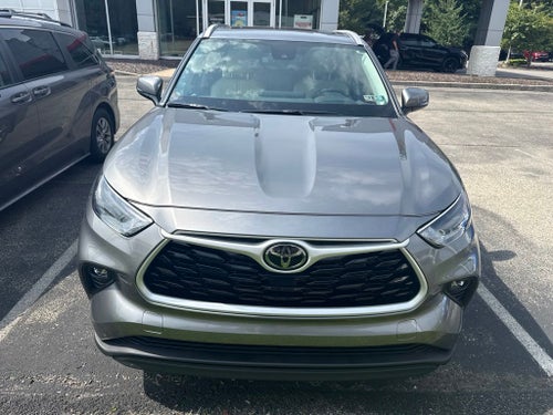2025 Toyota Highlander XLE