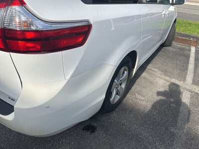 2017 Toyota Sienna LE 8 Passenger