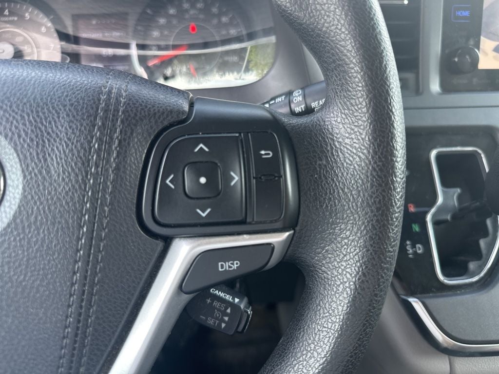 2017 Toyota Sienna LE 8 Passenger