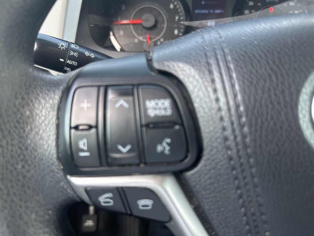 2017 Toyota Sienna LE 8 Passenger