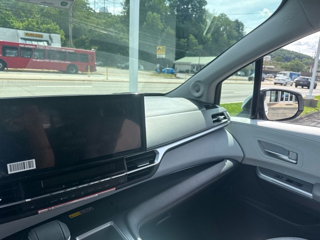 2026 Toyota Sienna XLE 7 Passenger