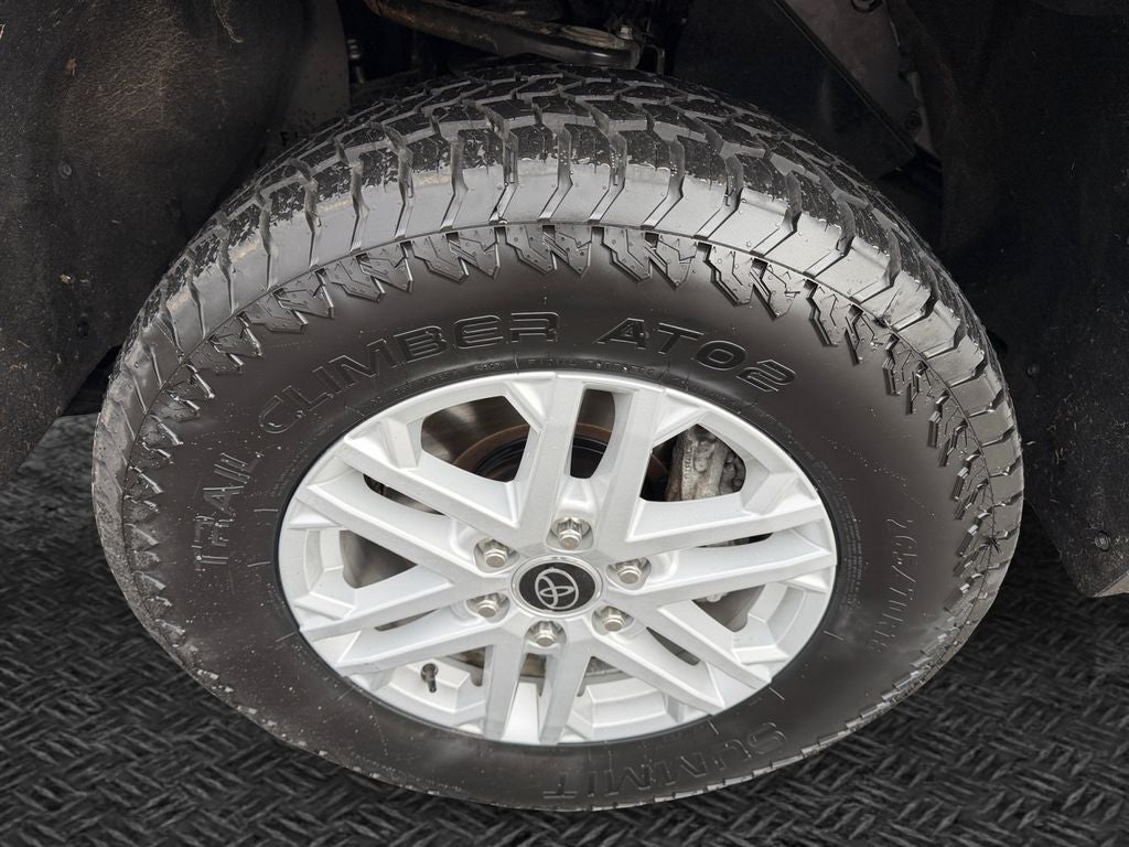 2023 Toyota TUNDRA 4X4 SR5