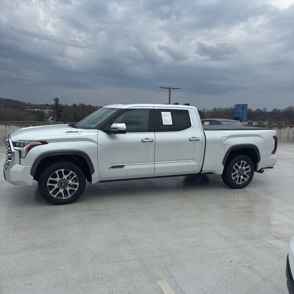 2026 Toyota TUNDRA HV 4X4 1794 Edition