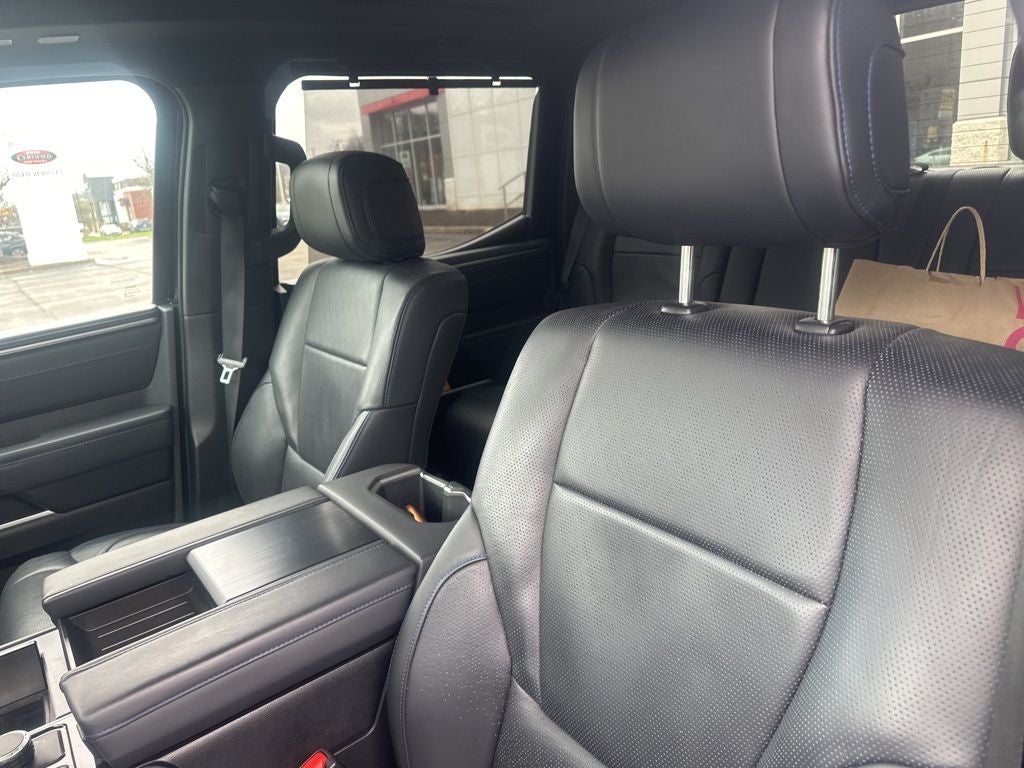 2023 Toyota TUNDRA 4X4 Platinum