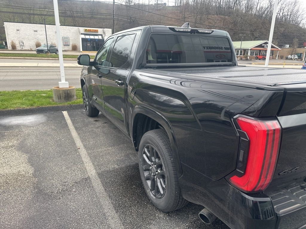 2023 Toyota TUNDRA 4X4 Platinum