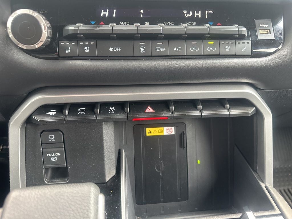 2023 Toyota TUNDRA 4X4 Platinum