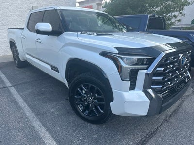 2023 Toyota Tundra Hybrid Platinum