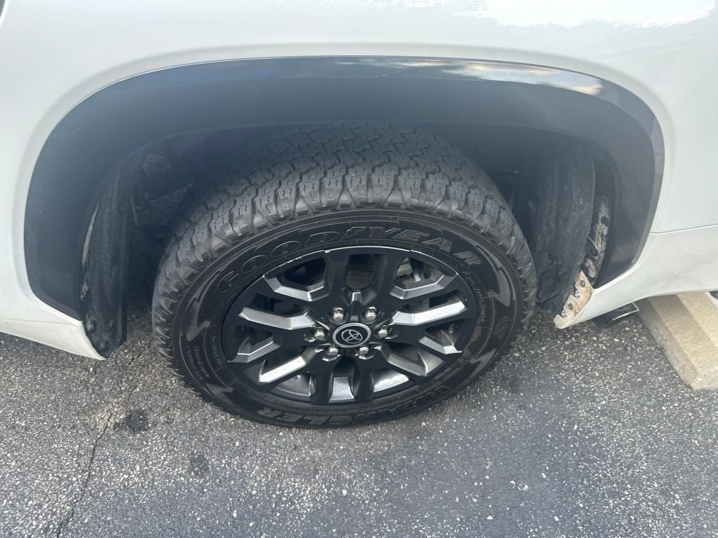 2023 Toyota Tundra Hybrid Platinum