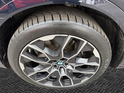2025 BMW X7 xDrive40i