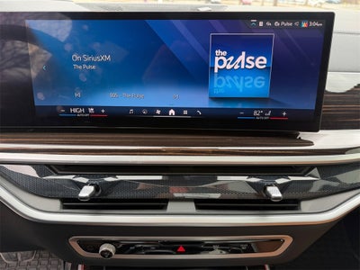 2025 BMW X7 xDrive40i