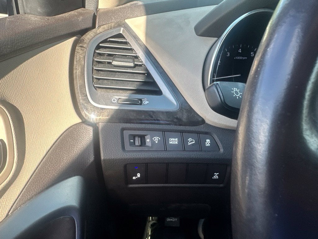2017 Hyundai Santa Fe Sport 2.4 Base