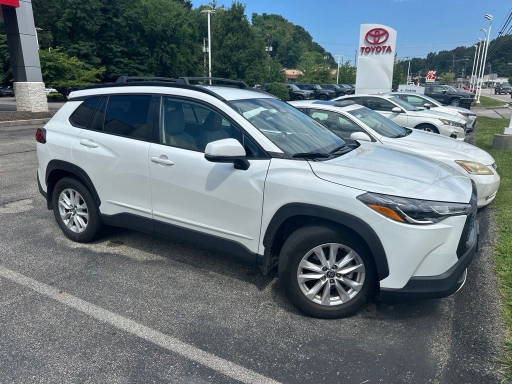 2023 Toyota Corolla Cross LE