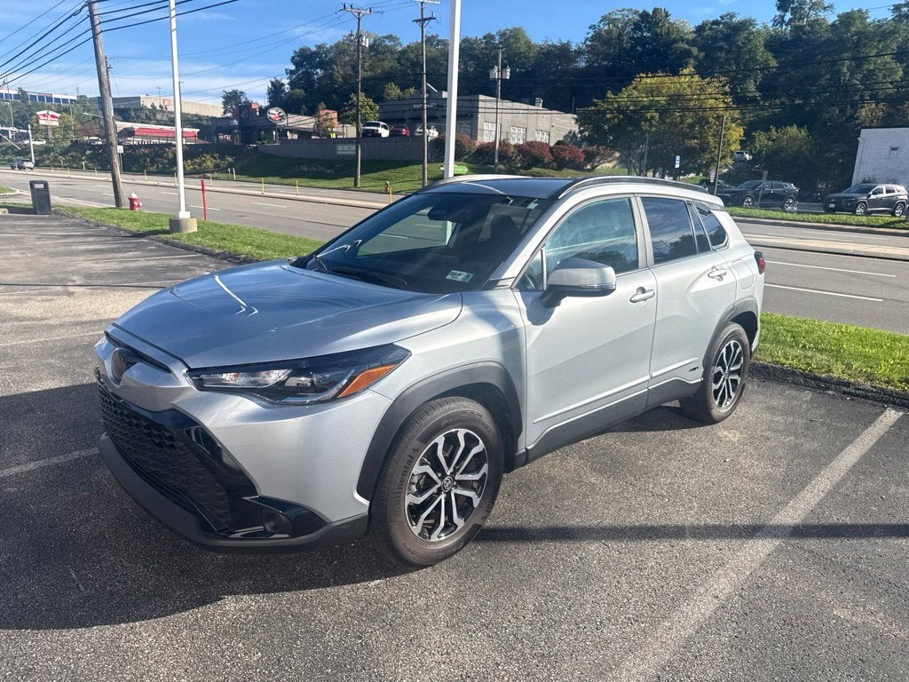 2024 Toyota Corolla Cross Hybrid SE