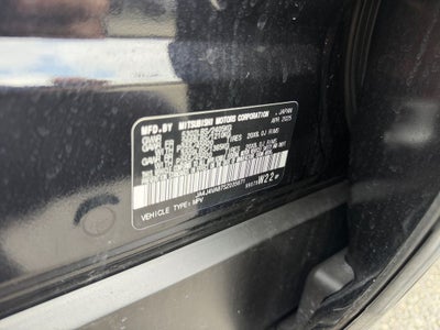 2025 Mitsubishi Outlander SE