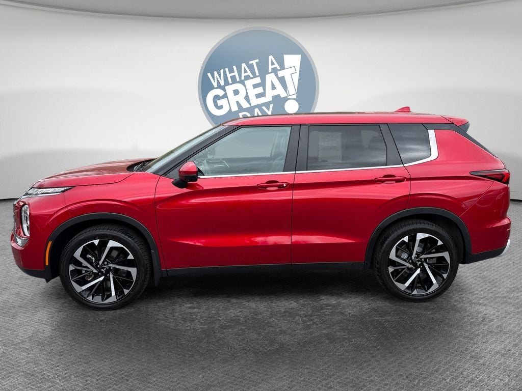 2024 Mitsubishi Outlander SE