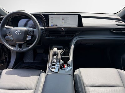 2026 Toyota CROWN XLE