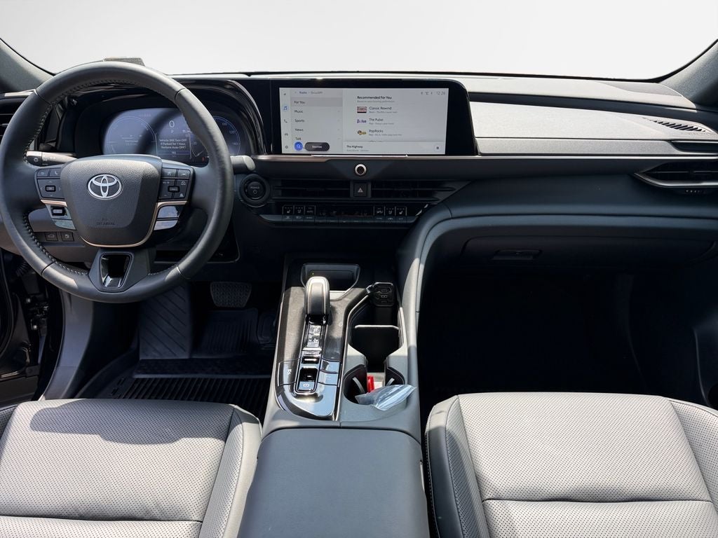 2026 Toyota CROWN XLE