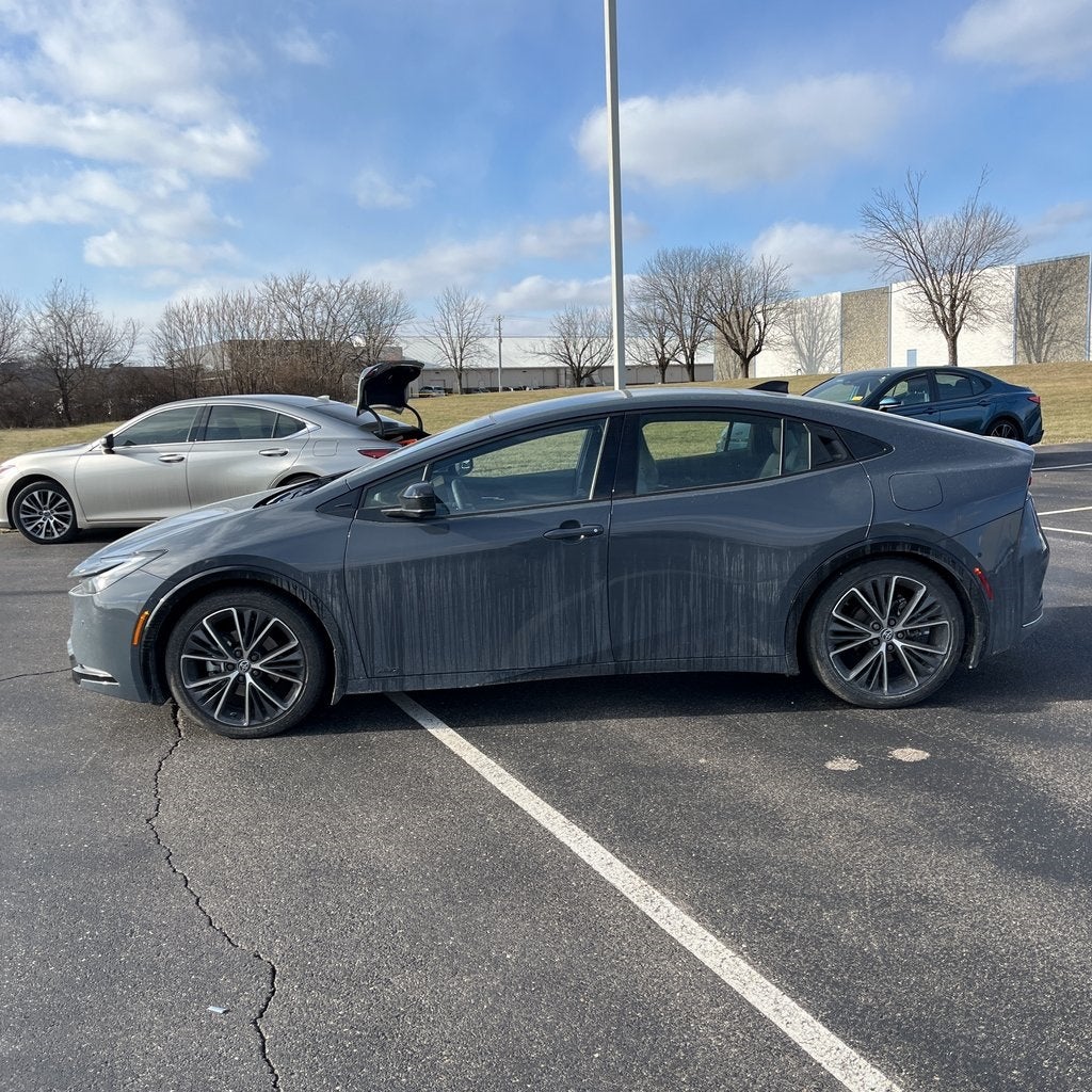 2024 Toyota PRIUS Limited ALL WHEEL DRIVE