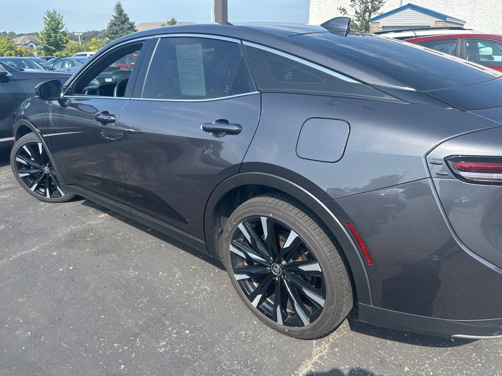 2024 Toyota Crown Platinum