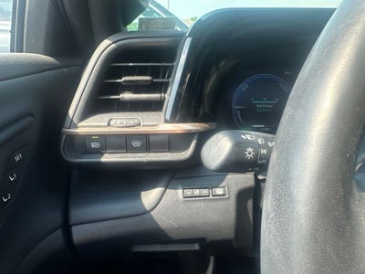 2024 Toyota Crown Platinum