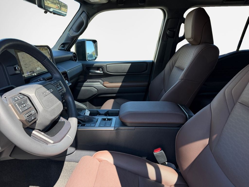 2024 Toyota LAND CRUISER Base