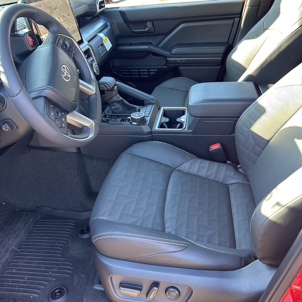 2025 Toyota 4RUNNER HYBRID TRD Off Road Premium