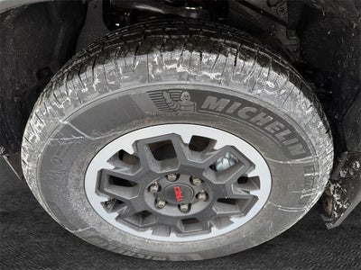 2025 Toyota 4RUNNER HYBRID TRD Off Road Premium