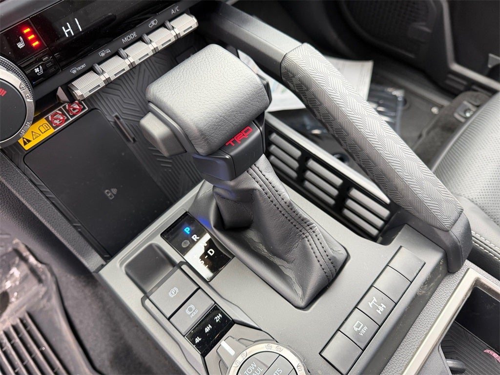 2025 Toyota 4RUNNER HYBRID TRD Off Road Premium