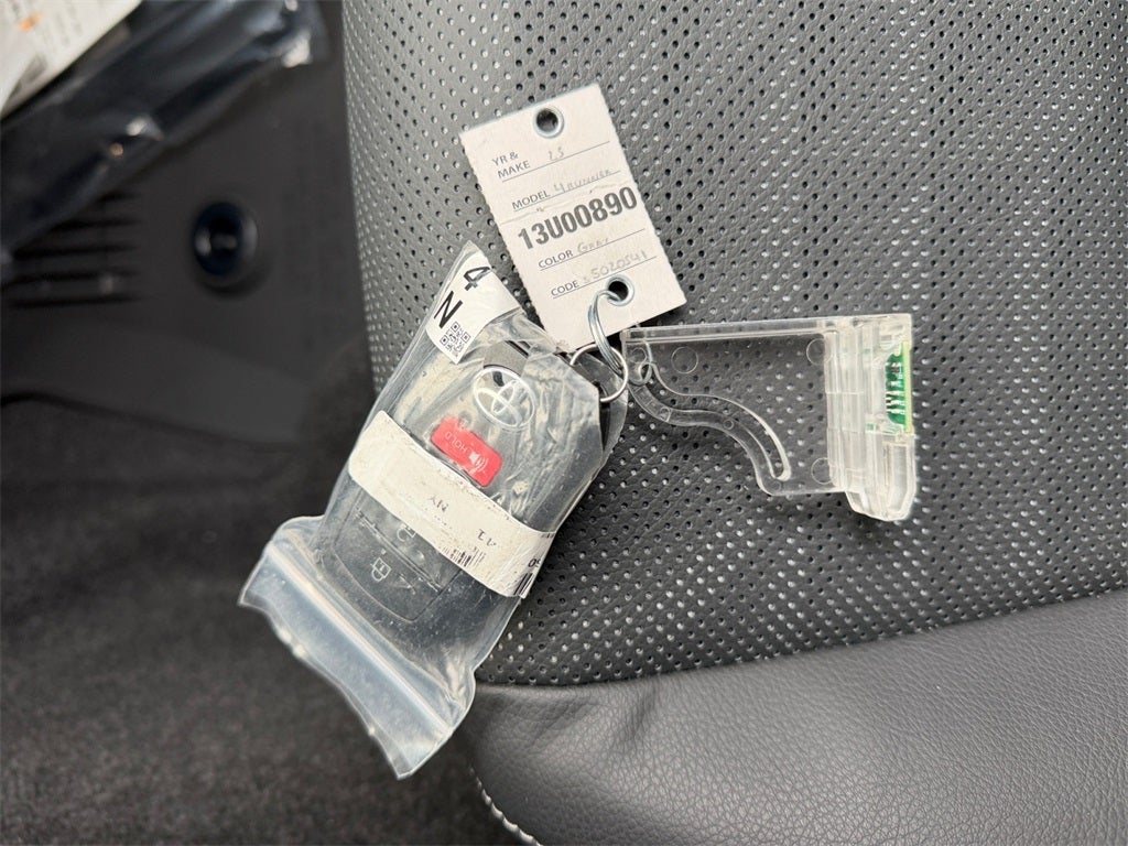 2025 Toyota 4RUNNER HYBRID TRD Off Road Premium