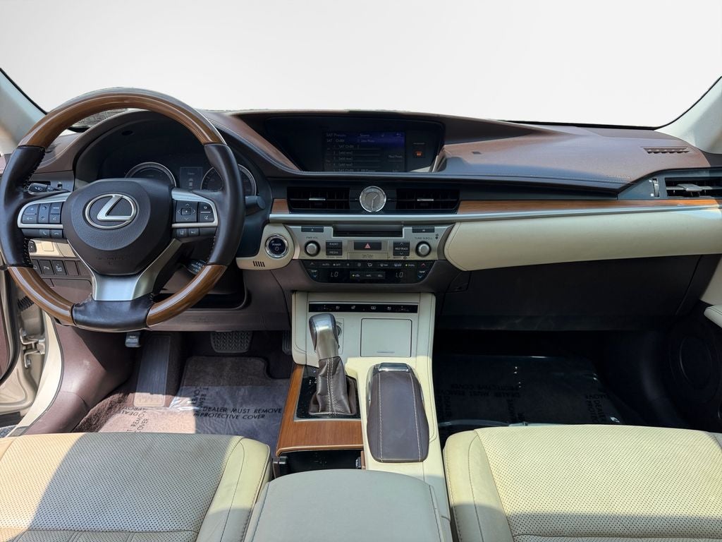 2017 Lexus ES 300h