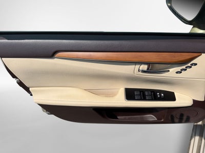 2017 Lexus ES 300h