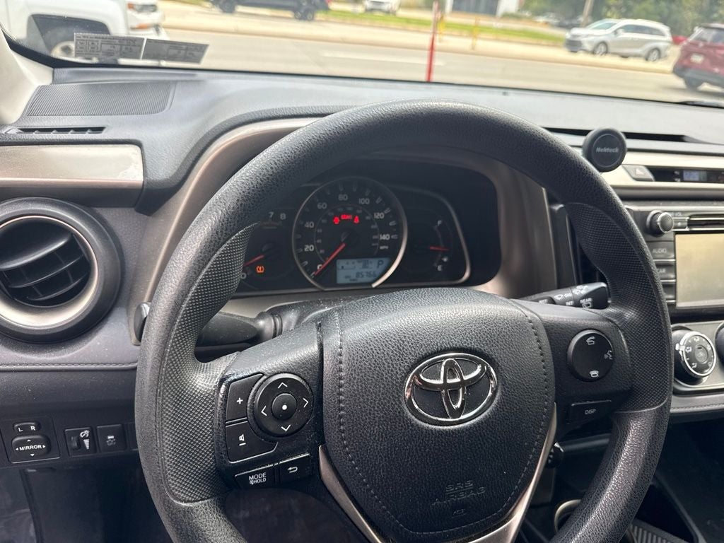 2014 Toyota RAV4 LE