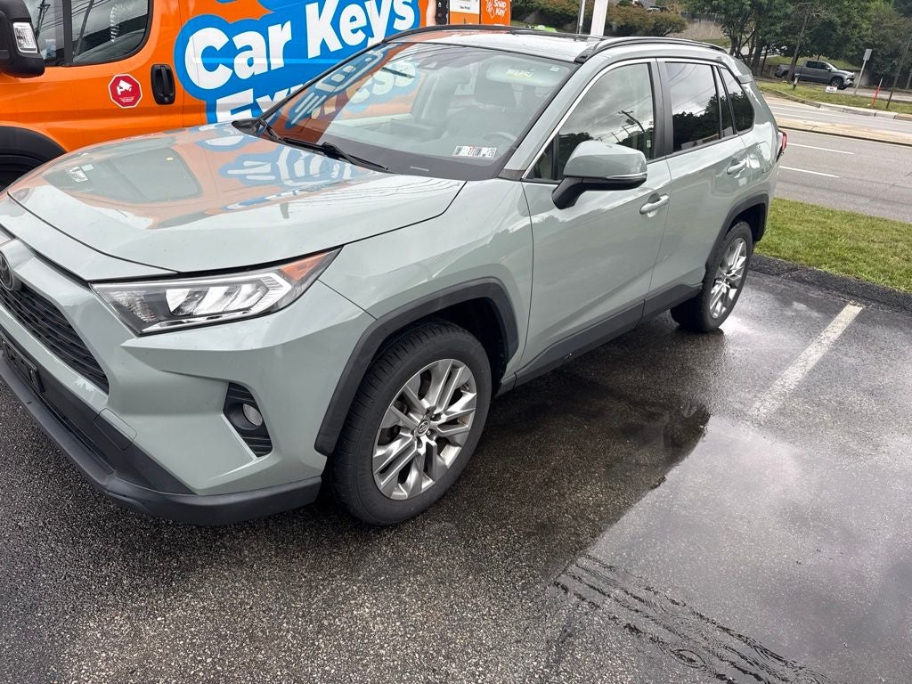 2019 Toyota RAV4 XLE Premium