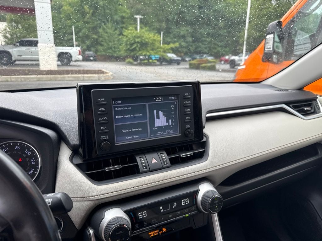 2019 Toyota RAV4 XLE Premium