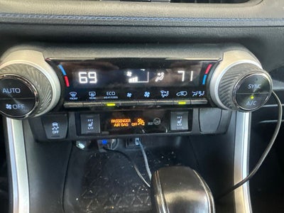 2019 Toyota RAV4 Hybrid XSE
