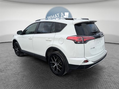 2018 Toyota RAV4 SE