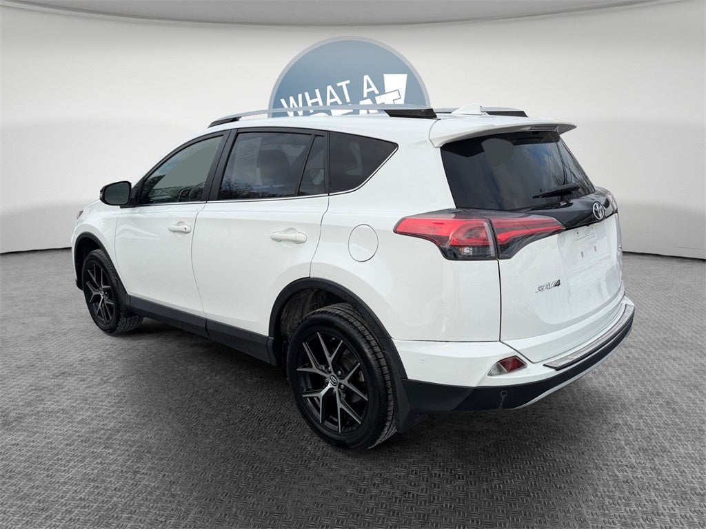 2018 Toyota RAV4 SE